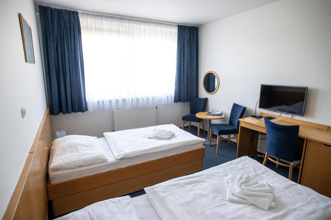 Hotel Puls Ostrava Ngoại thất bức ảnh