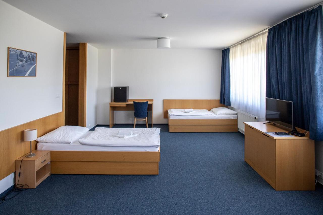 Hotel Puls Ostrava Ngoại thất bức ảnh
